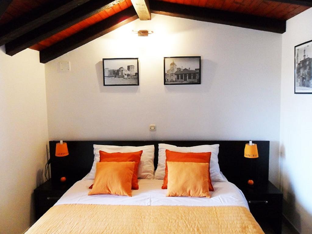 Apartments Riva Trogir Rom bilde
