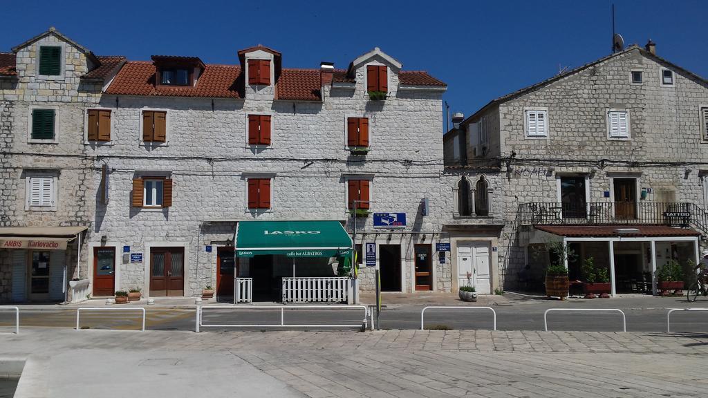 Apartments Riva Trogir Eksteriør bilde