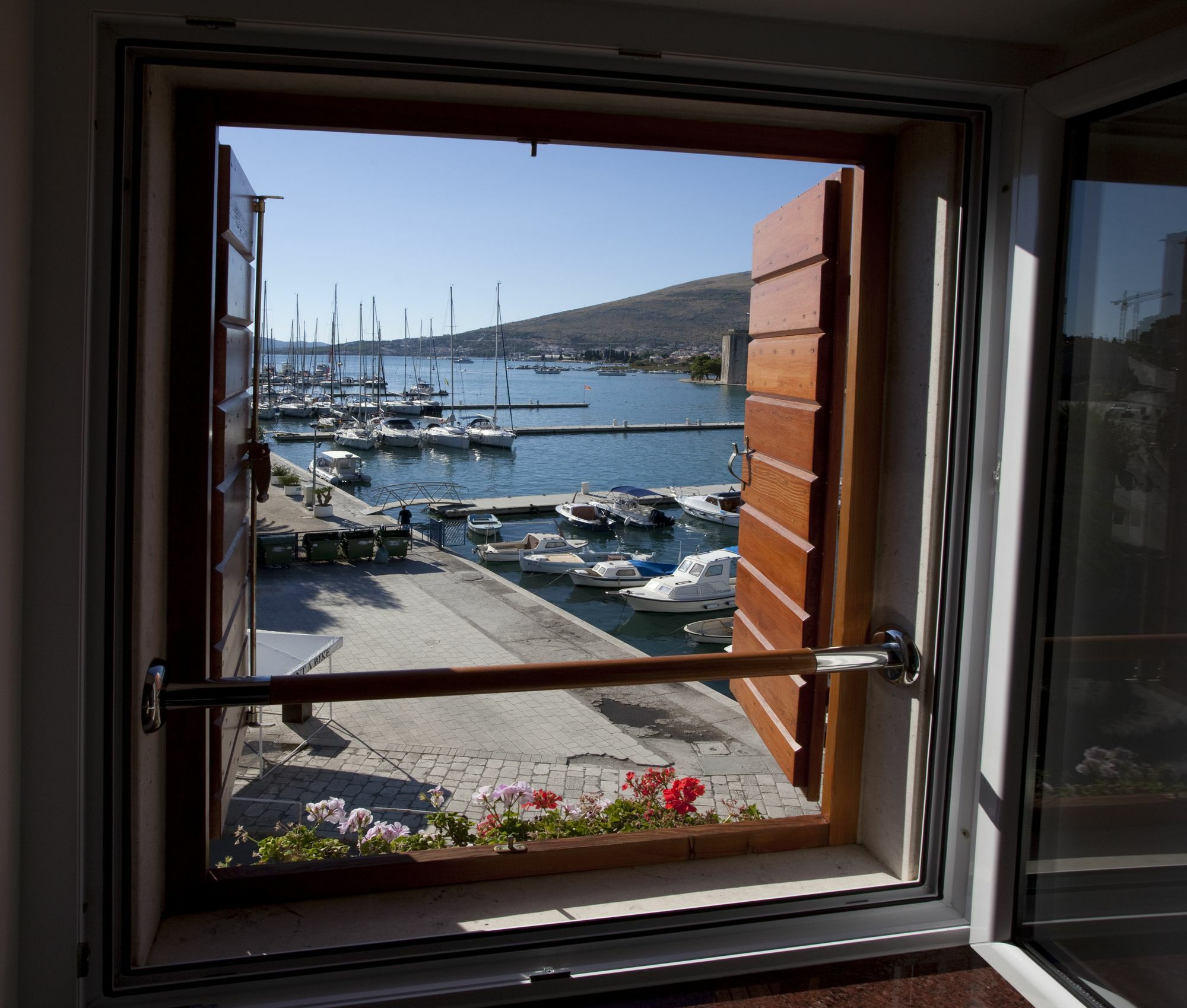 Apartments Riva Trogir Eksteriør bilde
