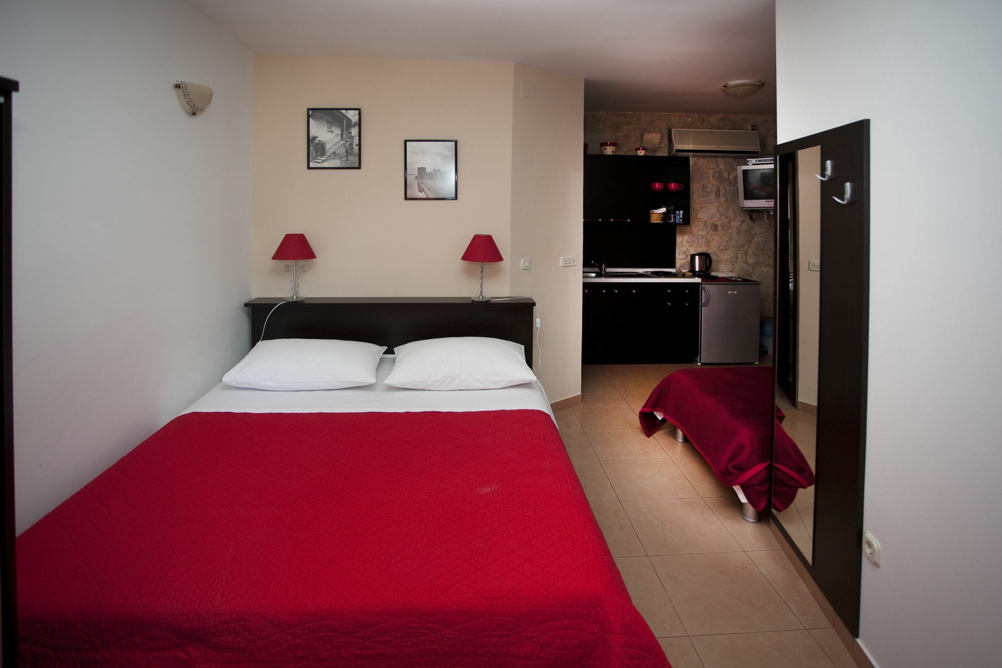 Apartments Riva Trogir Eksteriør bilde